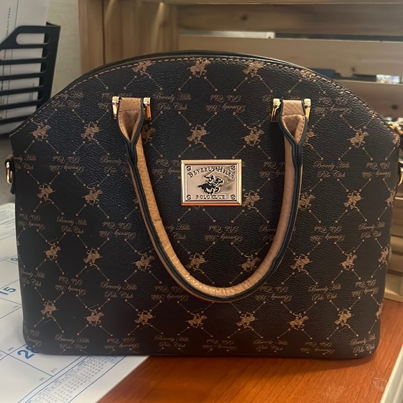 POLO CLUB PURSE AND MATCHING WALLET - Picture 2 of 7